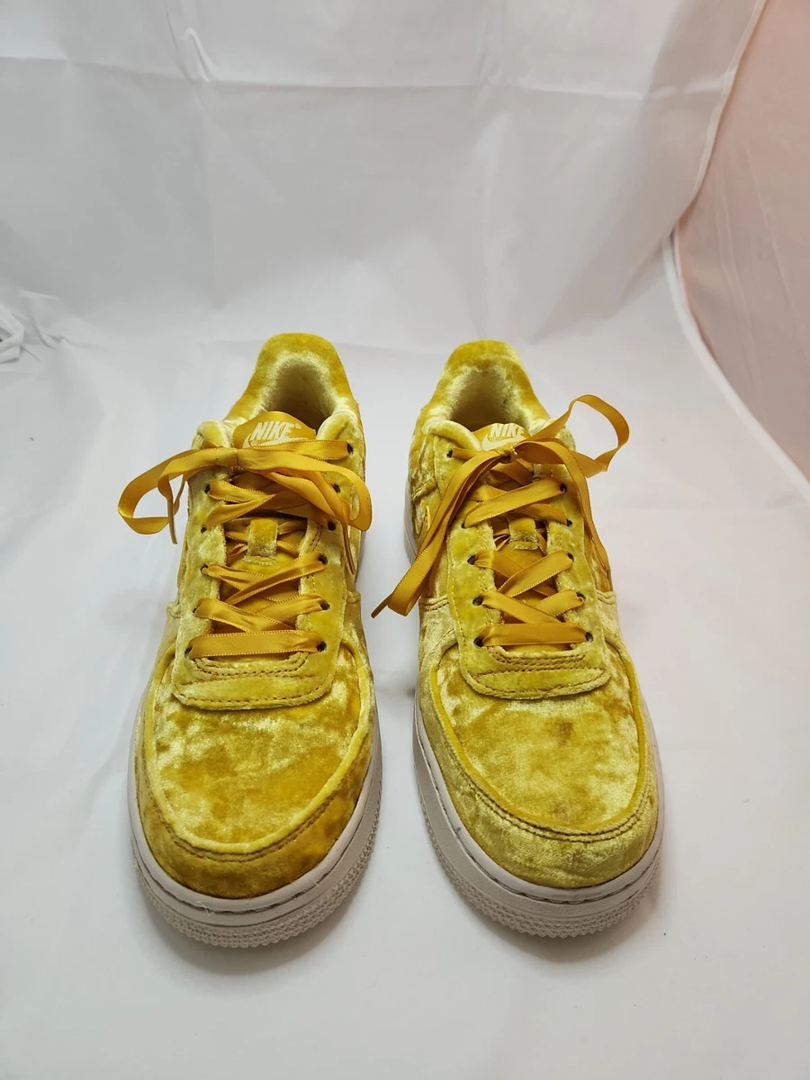 Nike Air Force 1 LV8 GS Mineral Gold Velvet 849345 700 Size 6Y