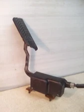 Kenworth Bendix Throttle Pedal With Potentiometer 5002377