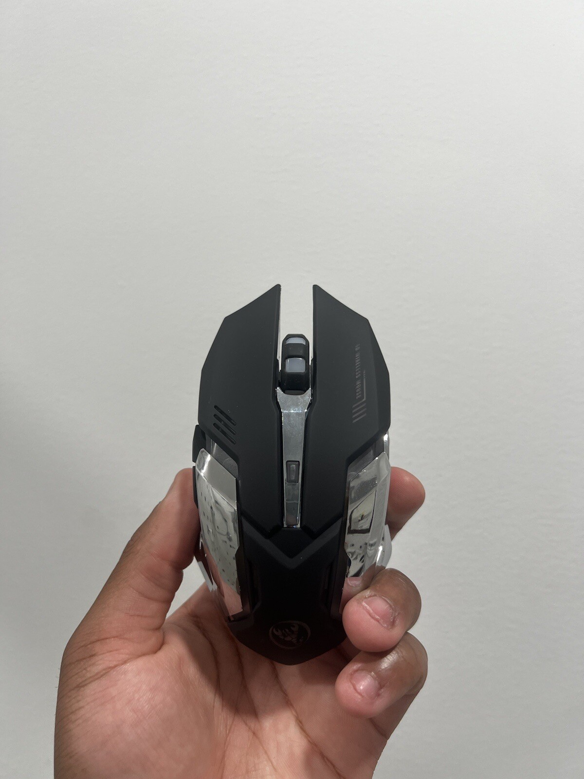High-Performance Gaming Mouse for Ultimate Precision and Comfort-image