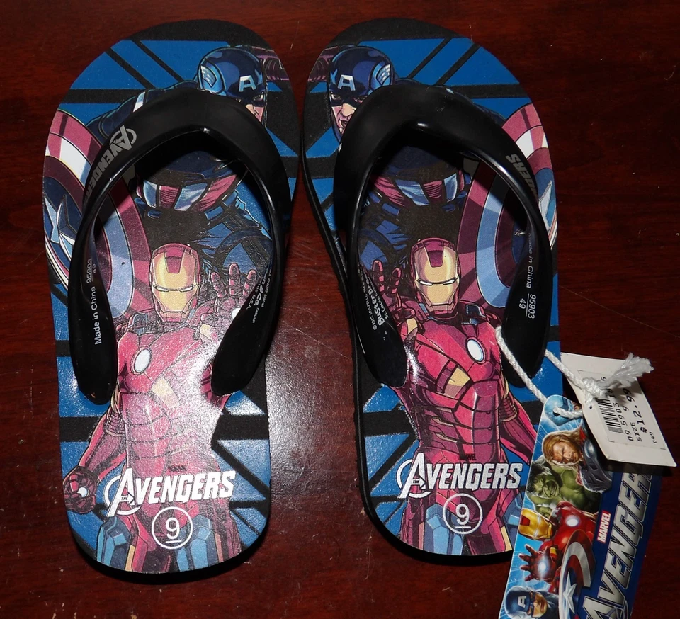 NEW NWT  Marvel Toddler Boy's Avengers Flip-Flops SIZE 9 - Image 2 of 3