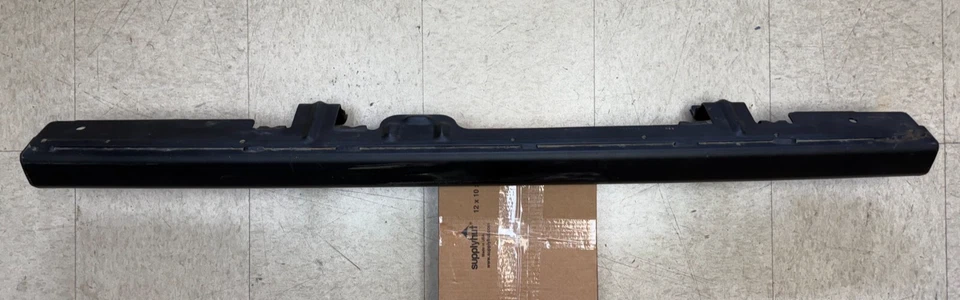 2018-2025 吉普牧马人 LH 车身侧底座 - 原始设备制造商 - 682913AE — 第 4/4 张图片