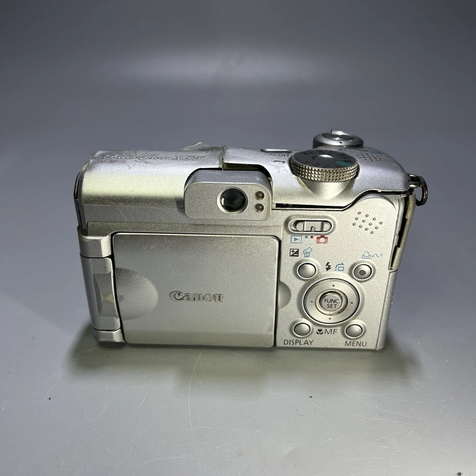 Canon PowerShot A610 5.0MP Digital Camera - Silver - Image 3 of 4