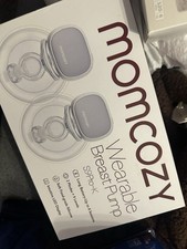 Momcozy S9Pro-K Wearable Breast Pump B and milk storage bags