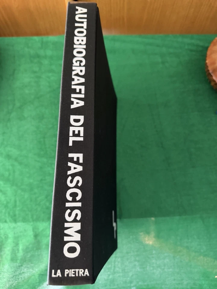 Autobiografia del fascismo, foto 2 di 5