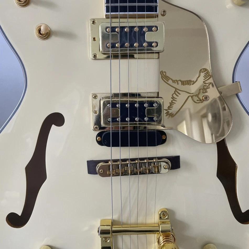 Guitarra Eléctrica Jazz Personalizada Crema Semi-Hueca Diapasón Oro Accesorio Foto 3 de 4