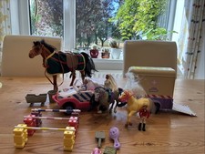 I Love Ponies Play Set Car Trailer Two Ponies Jumps Brushes & Accessories