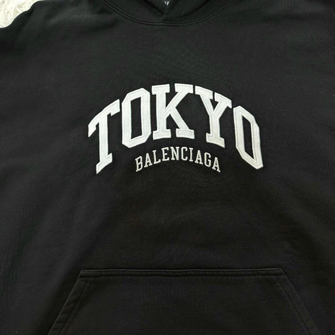 Felpa con cappuccio BALENCIAGA TOKYO nera taglia L