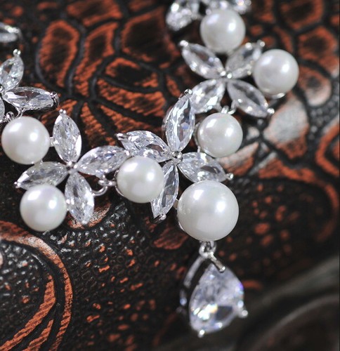 Flower Pearl All Cubic Zirconia CZ Pierced Wedding Party Prom Necklace Earrings - Picture 4 of 5