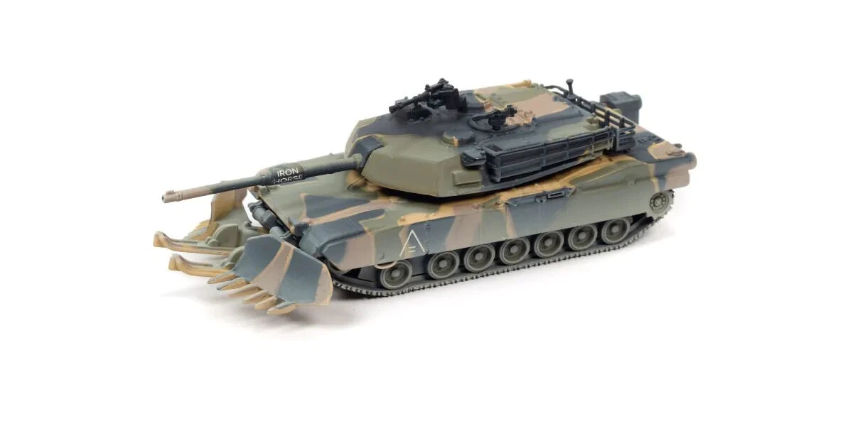 JOHNNY LIGHTNING M1A1 ABRAMS TANK DIE CAST METAL MODEL NEW IN BLISTER