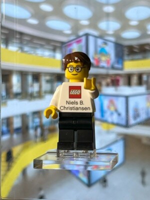 LEGO Minifigure Business Card / Sigfig / Niels B. Christiansen NEW 2024