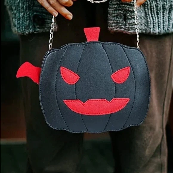 Black gothic purse clearance
