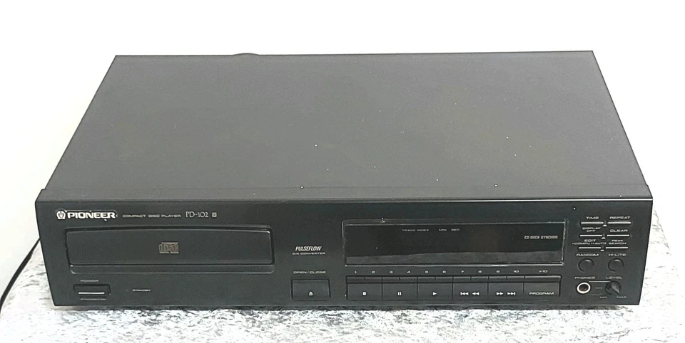 Pioneer PD-102 COMPACT DISK CD PLAYER 