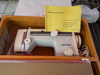 Koffernähmaschine ''Veritas'' (DDR), funktionsfähig