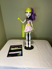 Monster High Physical Deaducation Spectra Vondergeist doll all pieces