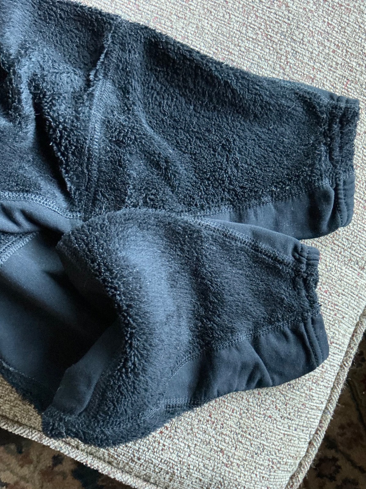 Patagonia Regulator Fleece Mens Medium Black  thumbnail 6