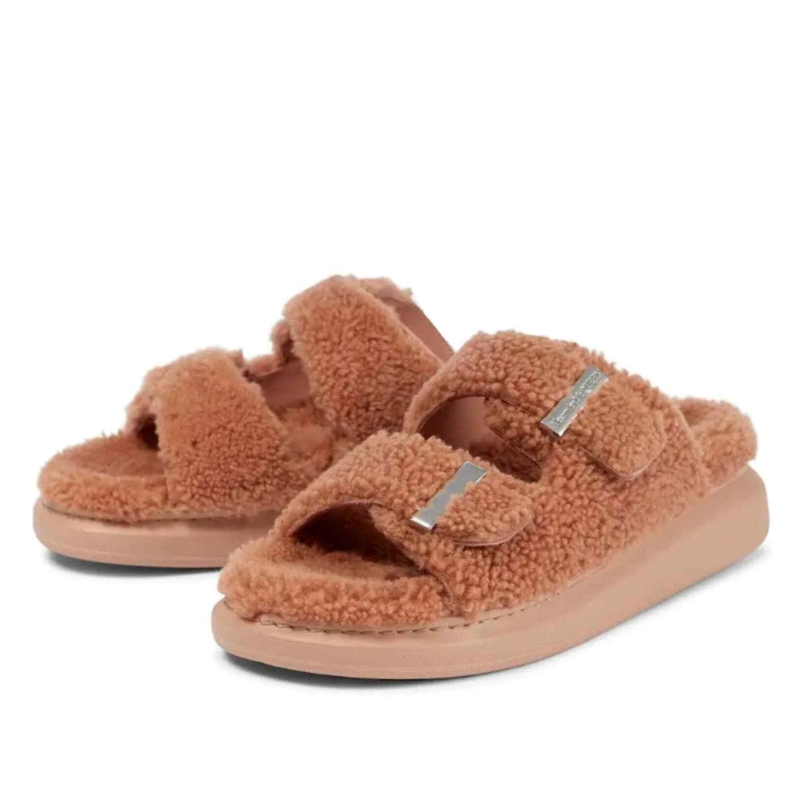 Sandali bassi nuovi con etichette $790 Alexander McQueen pelliccia di shearling rosa caldi slide taglia 38 5 8 5