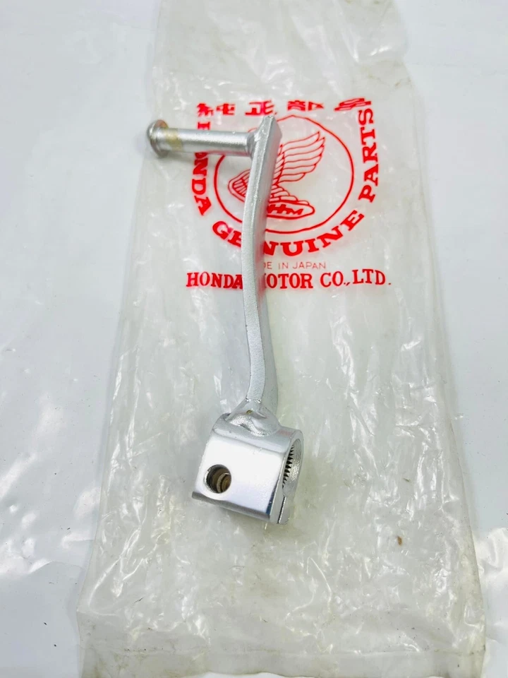 HONDA CB125 CL125 CB175 CL175 CA175K3 PEDAL GEARSHIFT GEAR NOS P/N 24701-240-000 Foto 2 de 4