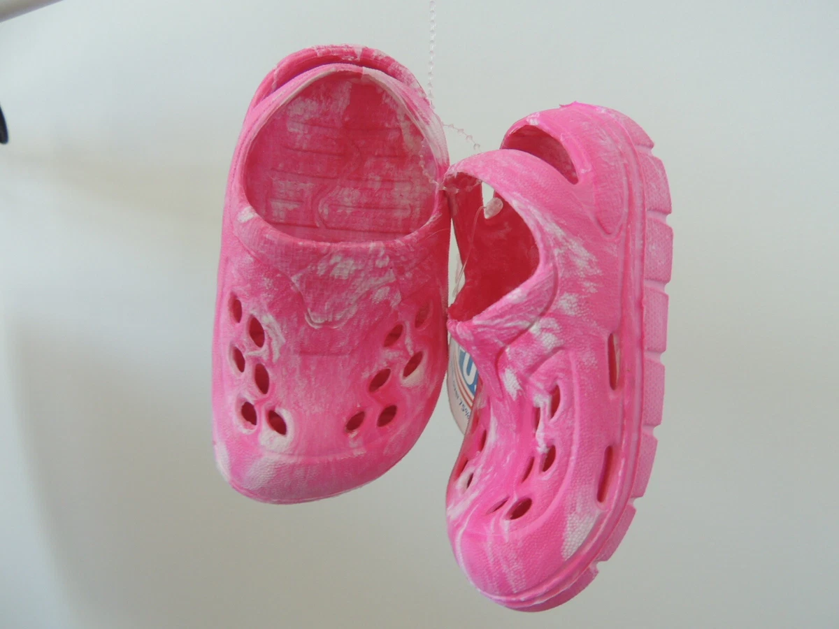Pink baby shoes size 4 deals