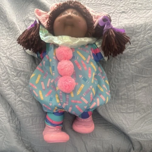 Cabbage Patch Kids African American Girl Doll Curly Brown Hair Colorful Outfit