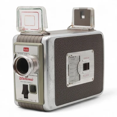 Brownie Movie Camera Eight MM 8mm Filmkamera film camera super 8 retro - Bild 1 von 3