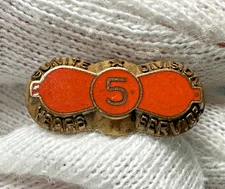 VINTAGE GUNITE DIVISION 5 YEARS SERVICE EMPLOYEE PIN AWARD M173
