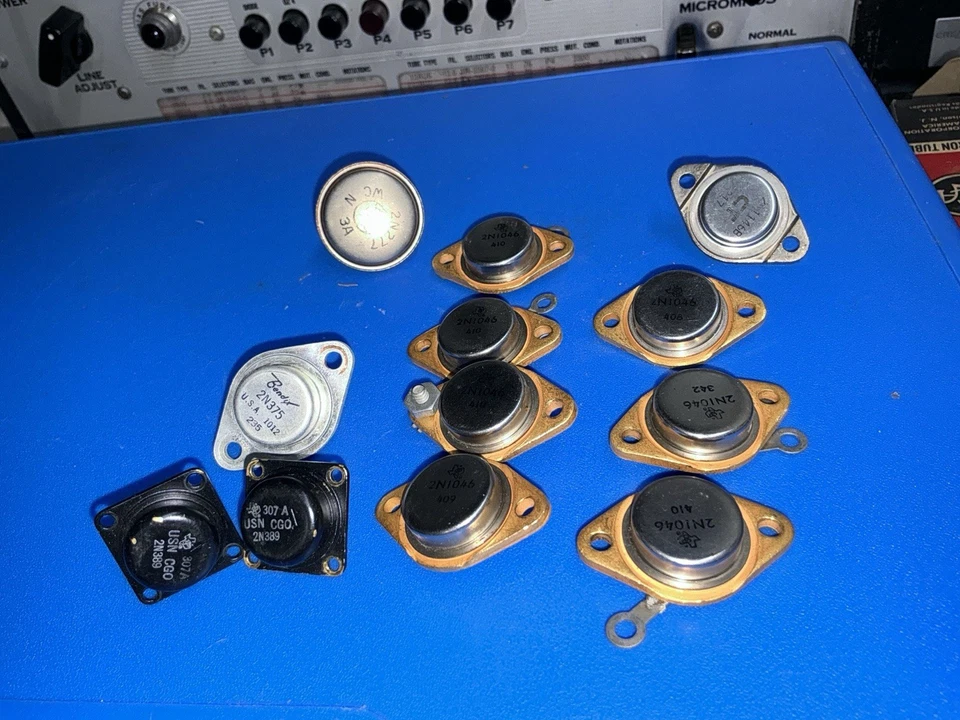 Lot of 12 transistor (7) TI 2N1046 & (2) TI 2N389 & Bendix 2N375 &2N277 &2N1146B - Image 3 of 4