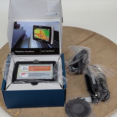 Magellan RoadMate 1420 GPS 4.3'' Touch Navigator New Open Box Complete Bundle