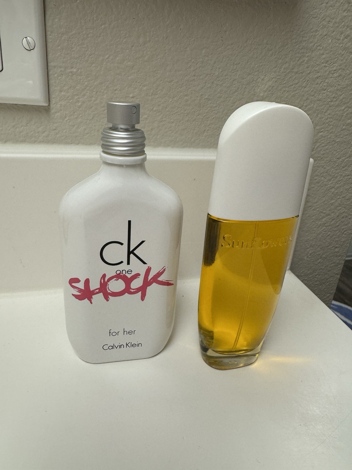 CK One Shock for Her Calvin Klein Eau de Toilette 3.4 fl oz / 100 ml Spray