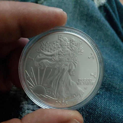 2025 1 oz American Silver Eagle Coin (BU)