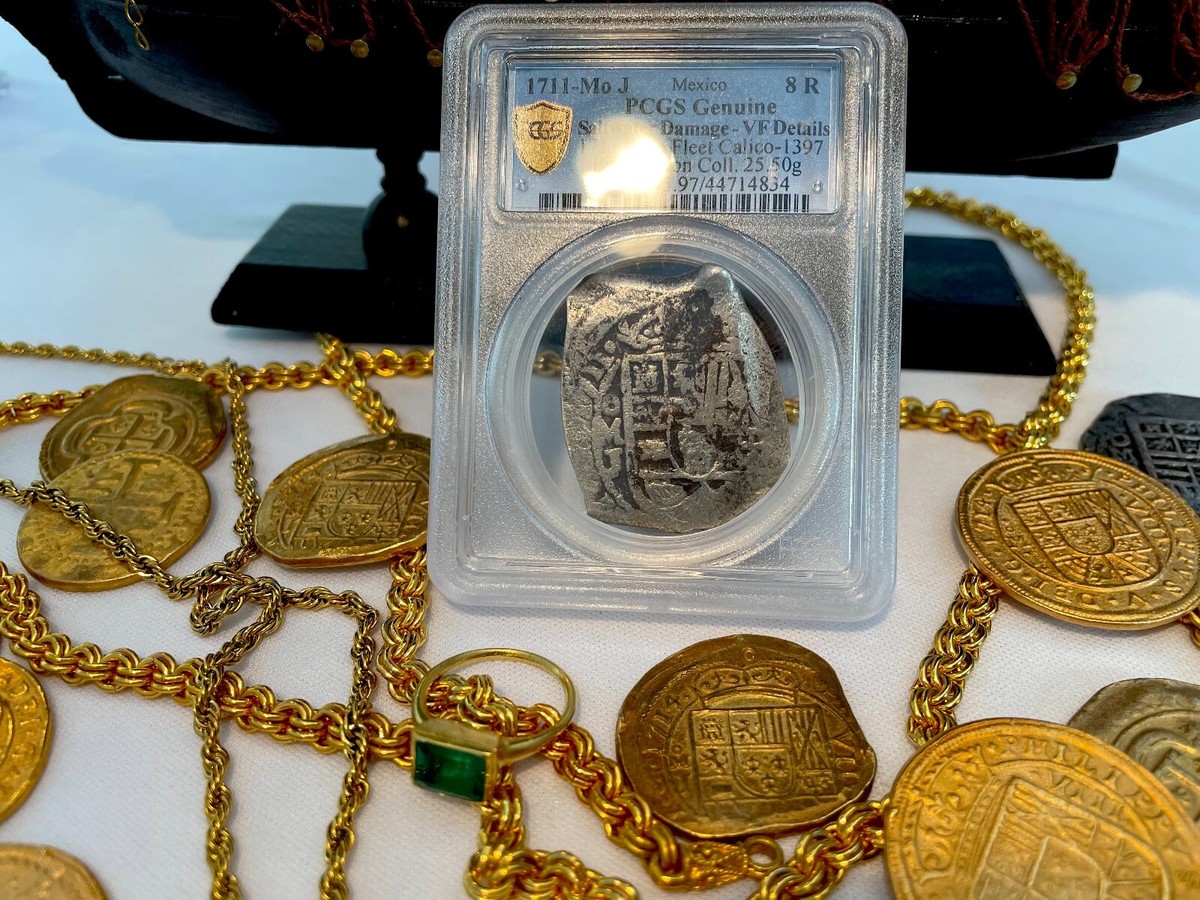 MEXICO 8 REALES 1711 DATED 