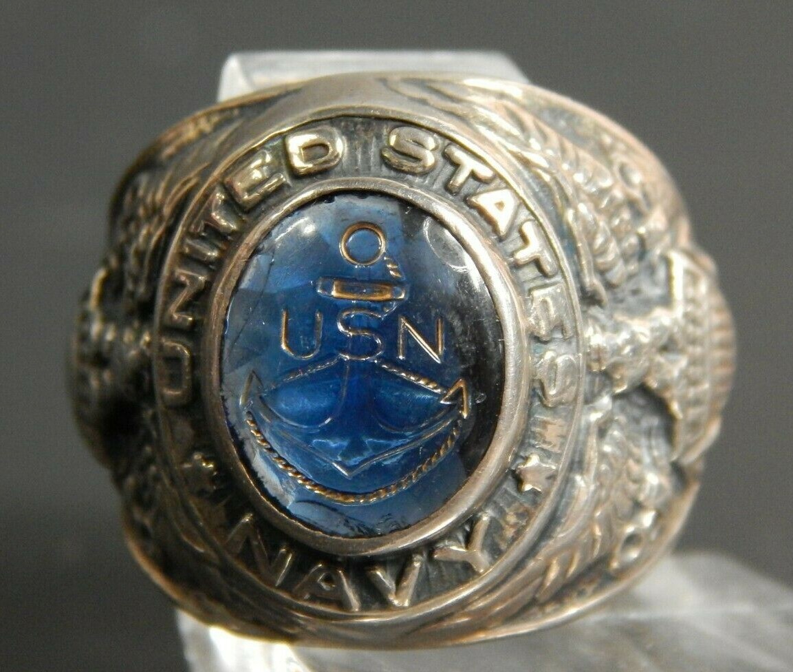 Vintage United States Navy sterling silver ring w/ blue