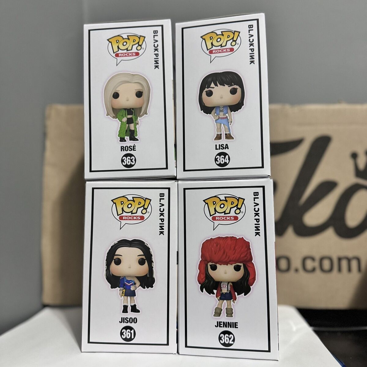 BlackPink Funko Pop Set of 4 JENNIE JISOO LISA ROSE *NEW BlackPink Funko Pop Set of 4 JENNIE JISOO LISA ROSE *NEW