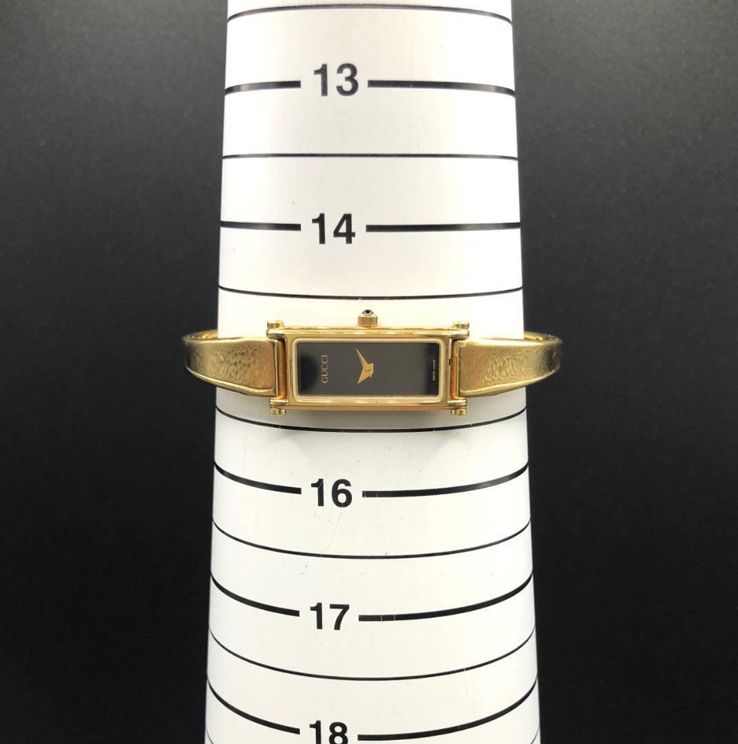 GUCCI 1500 Gold Bracelet & Black Dial Women's Quartz Watch GUCCI 1500 Gold Bracelet & Black Dial Women's Quartz Watch