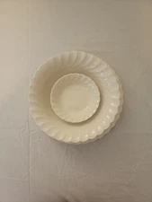 Myott Olde Chelsea Staffordshire Plate, Bowl and two Saucers