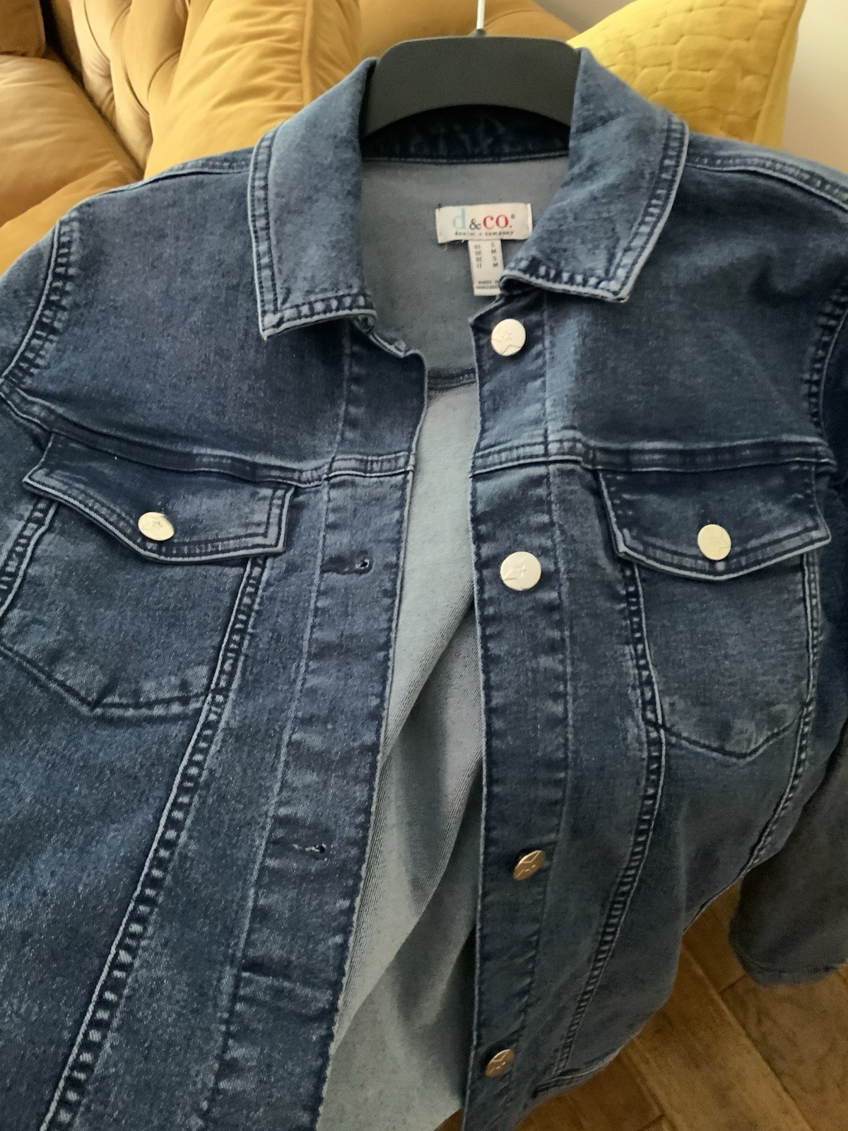 Denim & Co. Denim Jacket With Star Button Size small, NWOT RRP £49.95 image 10