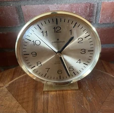 JUNGHANS ASTRA QUARTZ Table Clock. Please read the description