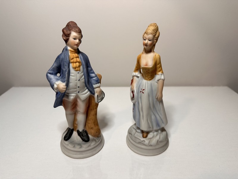 Vintage Bisque Porcelain Colonial era couple