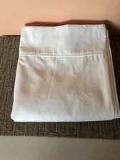 Rest Well One Pc Bedsheet King OEKO TEX White Store Display Open Box