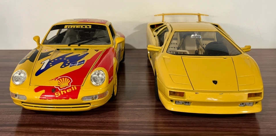 LOTE de 2 coches diecast Burago 1/18 Lamborghini Diablo 1990 y Porsche 911 Carrera 1993 Foto 3 de 4