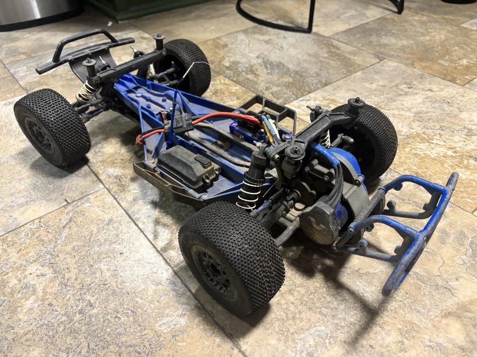 Traxxas Slash 2wd VXL *HEAVILY UPGRADED RTR*NO BATT OR CHARGER!  - Image 4 of 4
