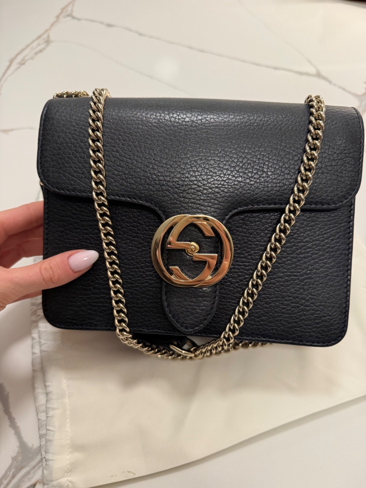 Gucci interlocking G small bag - image 5