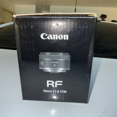 Canon RF 16mm f/2.8 STM Ultra Wide Lens   Excellent Condition   Clean Glass
