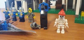 LEGO Castle: Flying Ninja Fortress (6093)  99% Complete (See Description)