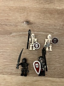 LEGO Castle 7094 King&rsquo;s Castle Siege &ndash;100% Complete w/ Minifigures &ndash; Fantasy Era