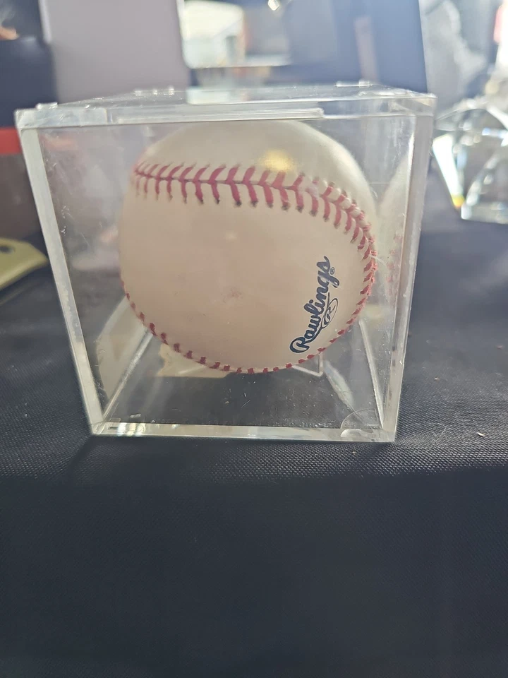 Bola de beisebol oficial autografada COLE HAMELS da Major League com certificado de autenticidade - Imagem 2 de 3