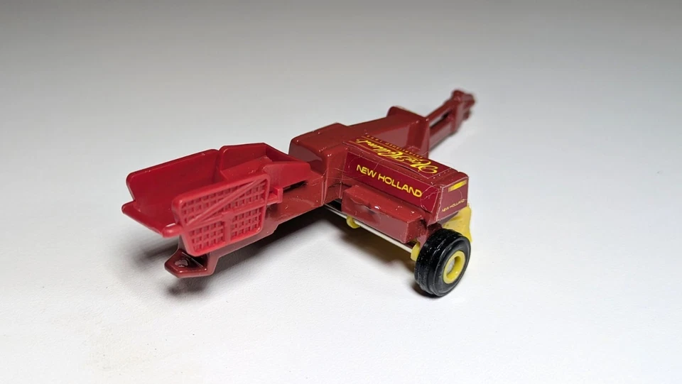 New Holland 100th Anniversary Hay Baler, 1:64, New in box - Image 4 of 4