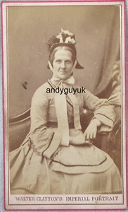 CDV LADY LANGES BAND MOTORHAUBE CLAYTON LEICESTER NOTTINGHAM HUT ANTIKES FOTO