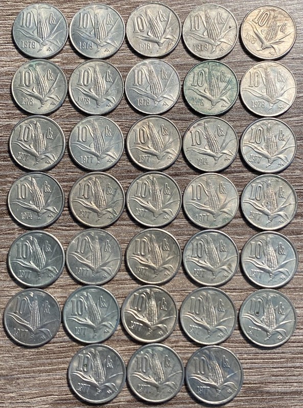 LOT of 32 - 1974-1979 Mexico 10 Centavos UNC Coins 10c Vintage World Collection
