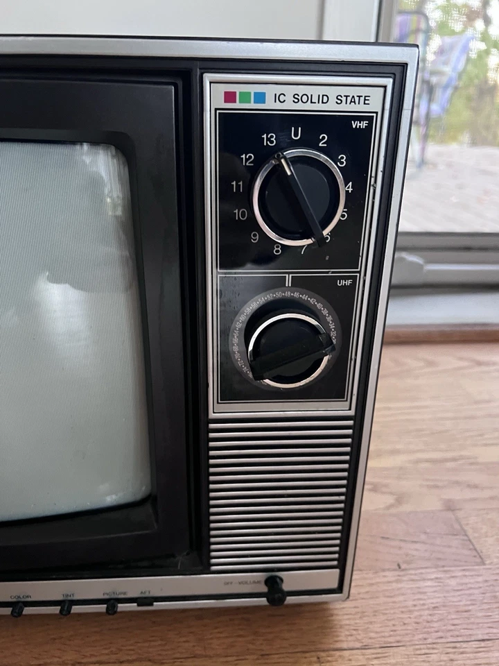 De colección Radio Shack Juegos TV Televisión Película Propulsor Funcionamiento Grano Madera 16-235 Años 80 Foto 4 de 4