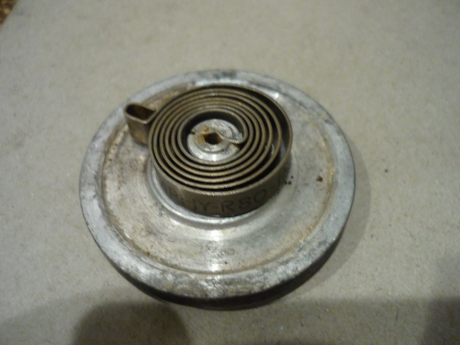 Ferrari 208-308 - Throttle Control Valve & Spring - P/N 107817 - 107821